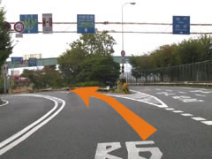 豊中出口から写真